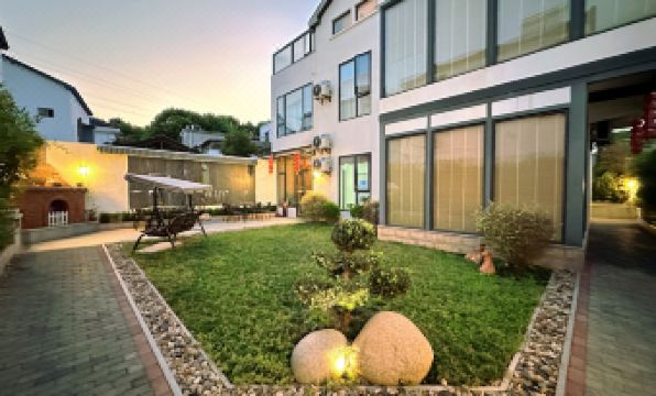 Zhuyuan Spa Guesthouse
