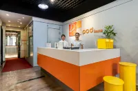Pod Inn Hotel (Meishan Sansu Temple)