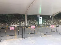 Devel International Hotel - parking