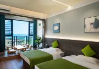Rococo Rainforest Beach Villa Seaview Hotel (Sankuaishi Bailangtan Branch)
