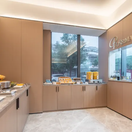Borrman Hotel (Fuyang Funan Central Park)