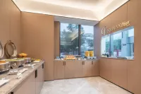 Borrman Hotel (Fuyang Funan Central Park)