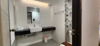 Prom Hotel Hotels near Kidzoona Rarm Inthra Rd