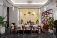 Yeste International Hotel (Mangshi Airport) Hotels in Mang
