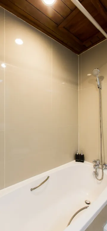 ห้องสุพีเรียร์พร้อมวิวสระว่ายน้ำ