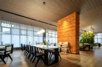 Atour X Hotel Jiangbian Night Market, Poshuiguang Square, Jinghong, Xishuangbanna