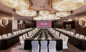 Similan Hotel Zhuhai(Gongbei Port High speed Railway Station)