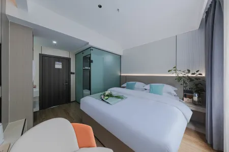 Norman Light Luxury Hotel