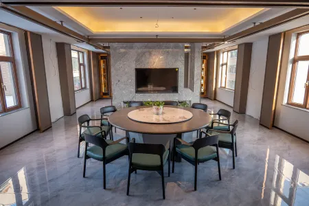 Shunda Shuihui Hotel