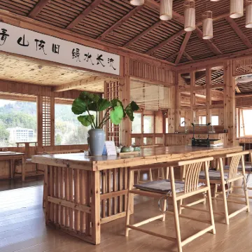 樸宿良辰原木民宿（金寨天堂寨鎮） ツバメ川グランドキャニオン周辺のホテル