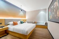 TaiZhou MoMo THEME hotel - parcheggio
