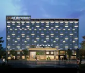 Jianguo Fillmore Hotel (Yunchengbei Railway Station Wuyue Plaza) Hotels near Dong Garden