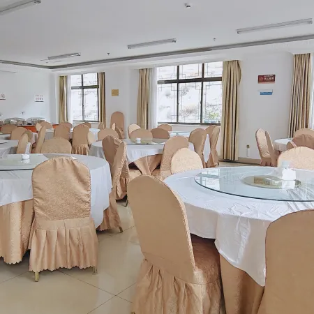 Loza Namba Manor Hotel