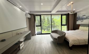 Luyin Shanju Homestay (Enshi Luyuanping)