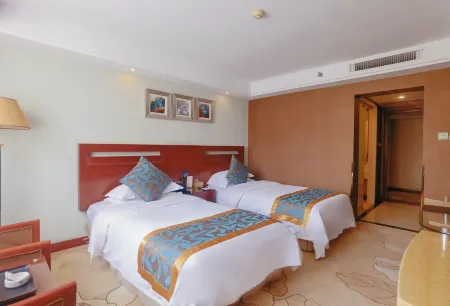 Zhaojun Hotel Inner Mongolia (Xinhua Square Subway Station) Отели рядом с достопримечательностью «Inner Mongolia University Gym Teaching Part»