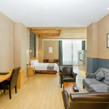 Yunyi Urban Boutique Stay (Tonglu Central Plaza)