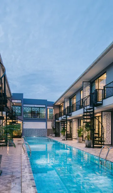 ห้องซูพีเรีย, ใช้สระว่ายน้ำได้