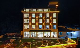 Enshi Jiujiu Homestay (Grand Canyon Tourist Center Store)