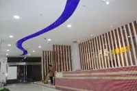 Zaozhuang Youth Theme Hotel - 2-Star