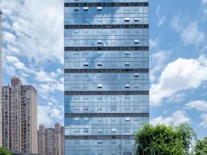 Lusun Hotel (Changsha Lugu Zhongdian Software Park)