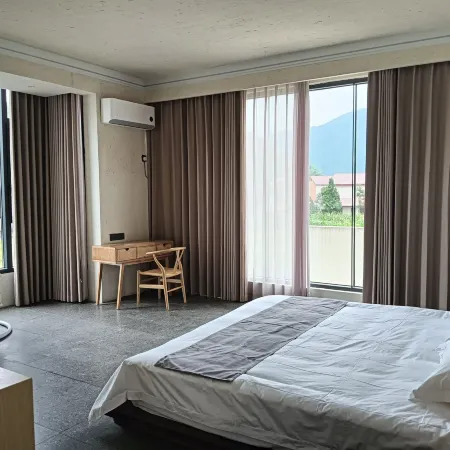 Wuning Xiu Watermark Season Homestay