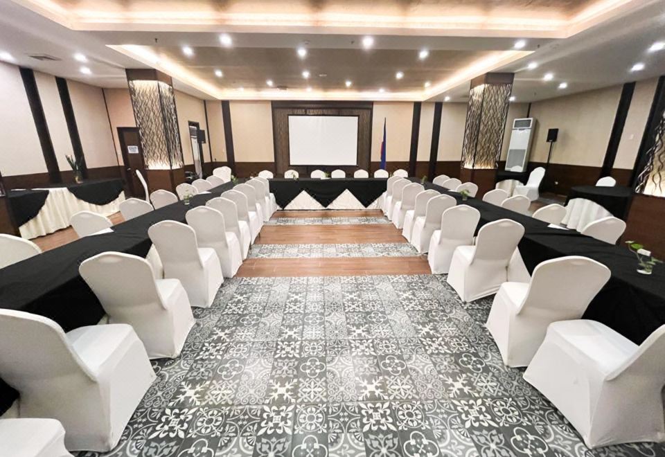 1. 호텔 델 리오..