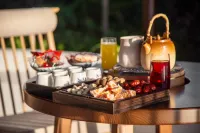 qing shui yan hot spring resort - breakfast