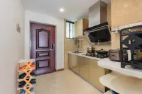 Pipilu Coconut Wooden Homestay in Wenchang, Love to Laugh