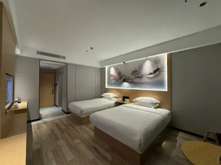 Shuiyue Qinghua Guesthouse (Jingjiang Xin'gainian)