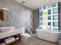 Menora Premium Da Nang - Sea Corner Boutique Отели рядом с достопримечательностью «Marble Moutain»