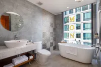 Menora Premium Da Nang - Sea Corner Boutique