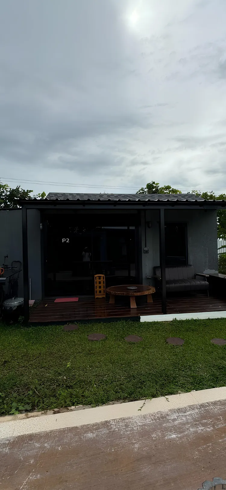 P1 P2 ห้องคาราโอเกะ(ลานสระเด็ก)