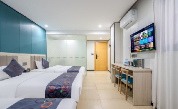 Yimi Hotel (Guangzhou Gangding Subway Station Zhongshan Sanyuan Branch)