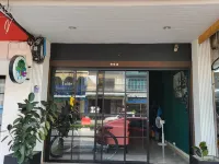 Terminal 58 Hostel at Town Hotels in der Nähe von Einkaufszentrum Robinson Ocean Phuket