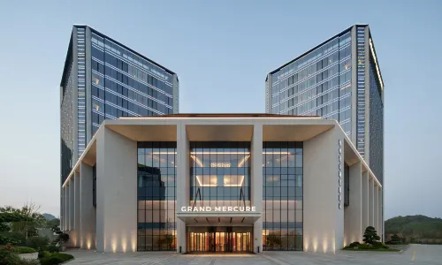Grand Mercure Hangzhou Qingshan Lake