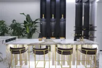 Chifeng Mobei Hotel (Yongye Square Branch)