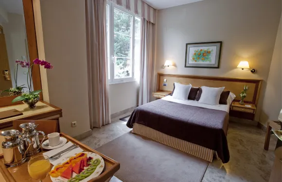 VP三首歌花園住宿