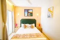 Hotel Flora Hoteles cerca de Funadhoo