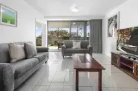 Beaches on Lammermoor Apartments - Parvekkeita