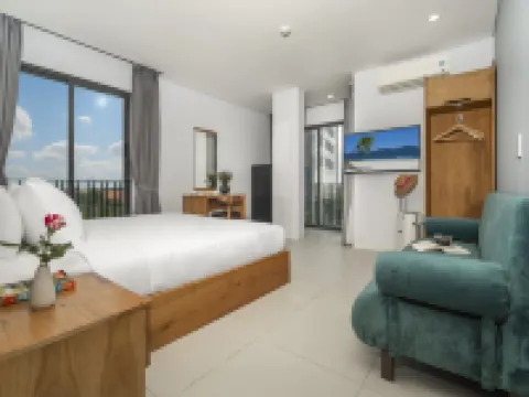 DOMA by HSuites Hotel & Apartment Hotels near The Marble Mountains