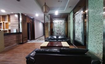 138 Business Apartment (Heshan Yihui Xintiandi Plaza)