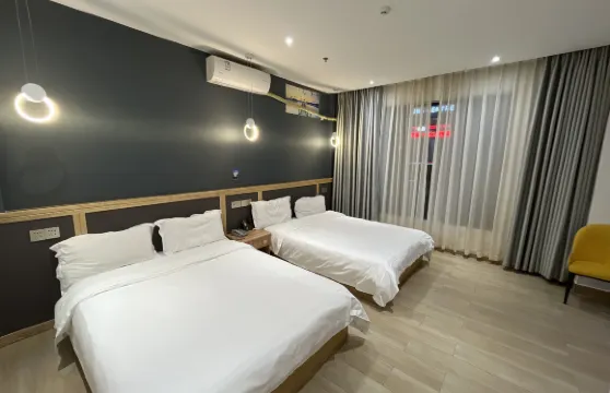 貫園民宿（安鋪騎樓老街牌坊店）