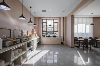 Yiju Hotel (Huma County Riverside Park) - พร้อมอาหารเช้า