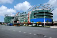 Orange  Hotel