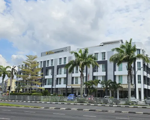 DeHome Boutique Hotel Hotels near Sarawak Stadium