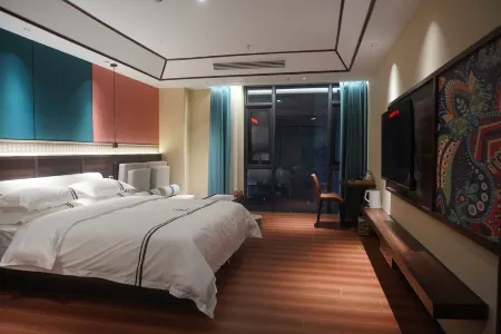 BoHai Impression Hotel (Hongyu Times Shopping Mall) Отели в г. Синвэнь