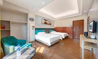 Yunfu Eurasia Business Hotel (City Hall)