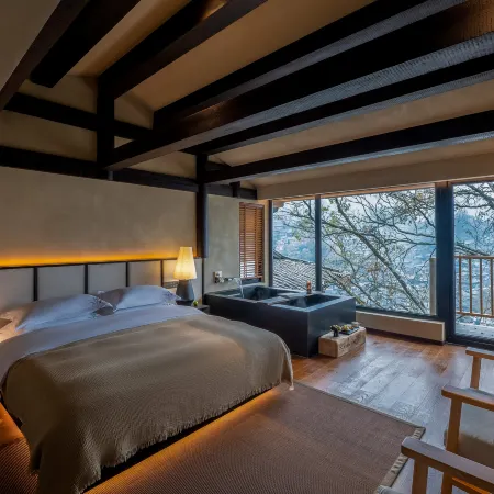 Wutong · shu Guest House (Xijiang Qianhu Miao Village Observation Platform Store)