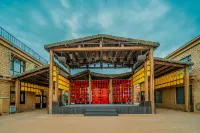 Manpu Tianmu Yangyan Hot Spring Hotel (Zhenbeibao Western Studios See Helan Performing Arts Town) - Romantic