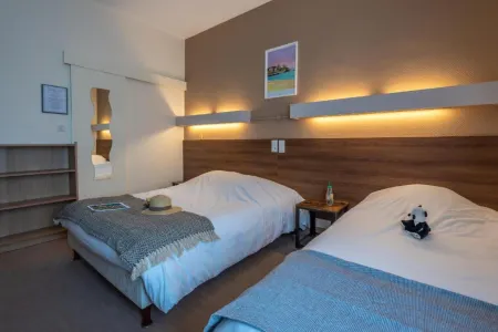 Anne de Bretagne Отели рядом с достопримечательностью «Stade de la Rabine»